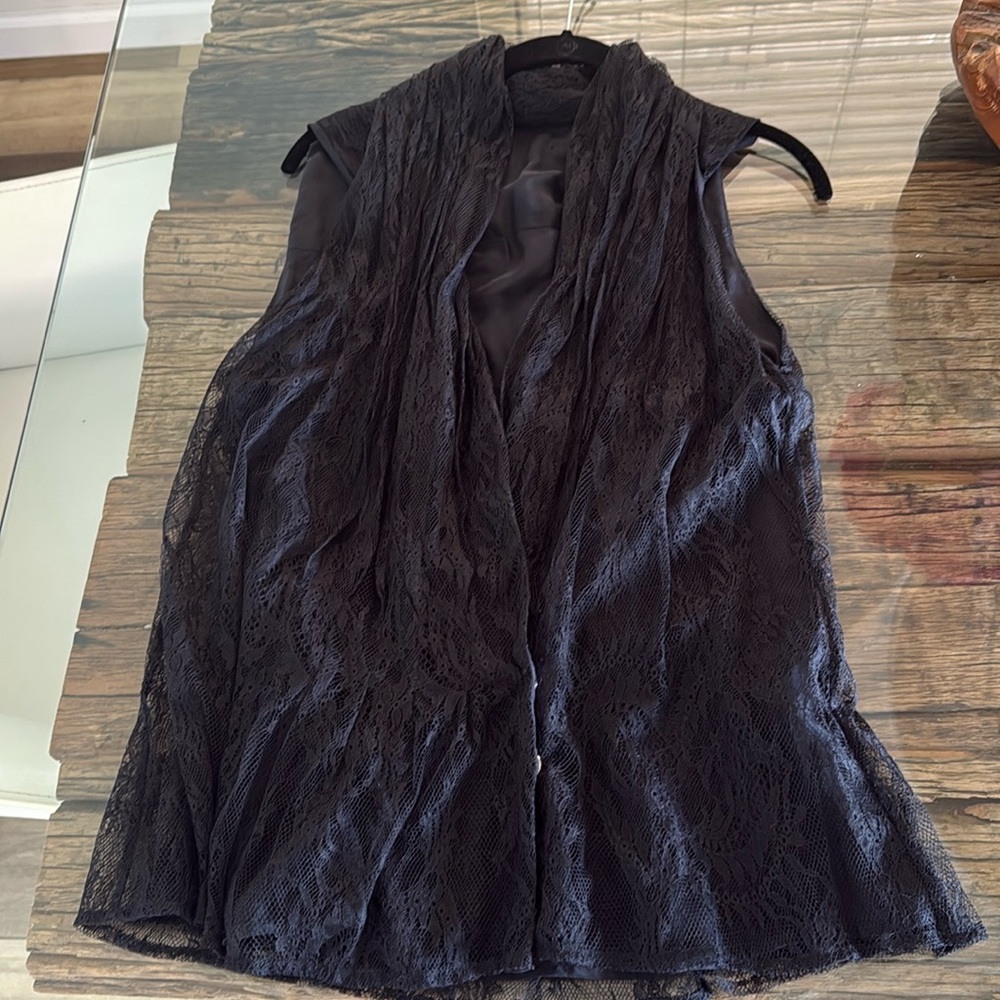 Elegant Black lace Women's Top
